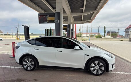 Tesla Model Y I, 2022 год, 4 800 000 рублей, 7 фотография