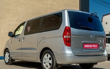 Hyundai Grand Starex Grand Starex I рестайлинг 2, 2019 год, 3 150 000 рублей, 30 фотография