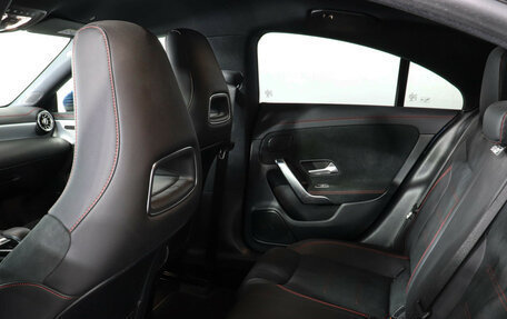 Mercedes-Benz CLA, 2019 год, 3 897 000 рублей, 13 фотография