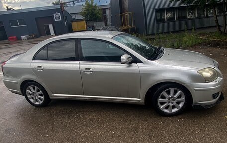 Toyota Avensis III рестайлинг, 2006 год, 700 000 рублей, 3 фотография