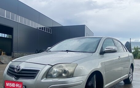 Toyota Avensis III рестайлинг, 2006 год, 700 000 рублей, 2 фотография