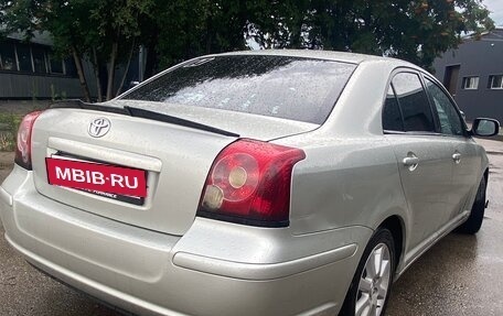 Toyota Avensis III рестайлинг, 2006 год, 700 000 рублей, 4 фотография