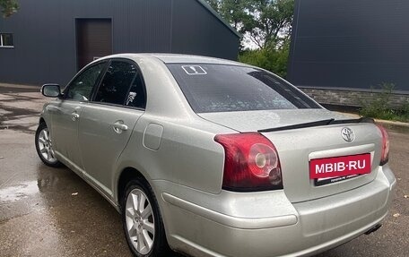 Toyota Avensis III рестайлинг, 2006 год, 700 000 рублей, 5 фотография