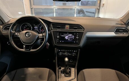 Volkswagen Tiguan II, 2020 год, 2 490 000 рублей, 9 фотография
