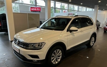 Volkswagen Tiguan II, 2020 год, 2 490 000 рублей, 7 фотография