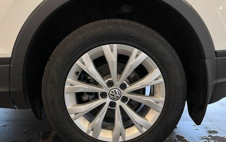Volkswagen Tiguan II, 2020 год, 2 490 000 рублей, 20 фотография