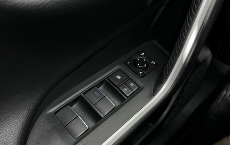 Toyota RAV4, 2020 год, 3 700 000 рублей, 18 фотография