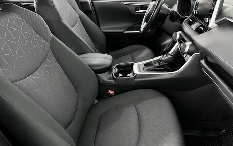 Toyota RAV4, 2020 год, 3 700 000 рублей, 12 фотография