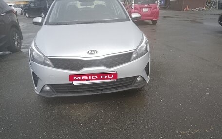 KIA Rio IV, 2020 год, 1 530 000 рублей, 2 фотография