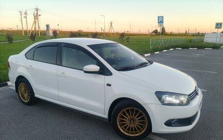 Volkswagen Polo VI (EU Market), 2012 год, 750 000 рублей, 3 фотография