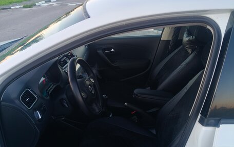 Volkswagen Polo VI (EU Market), 2012 год, 750 000 рублей, 14 фотография