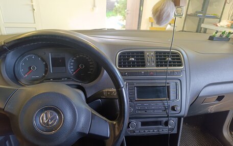 Volkswagen Polo VI (EU Market), 2012 год, 750 000 рублей, 7 фотография