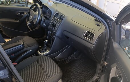 Volkswagen Polo VI (EU Market), 2012 год, 750 000 рублей, 5 фотография