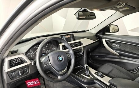 BMW 3 серия, 2017 год, 2 343 000 рублей, 12 фотография