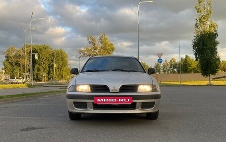 Mitsubishi Carisma I, 2003 год, 175 000 рублей, 2 фотография