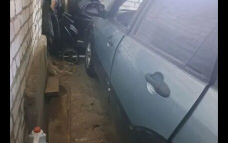 Ford Focus IV, 2001 год, 60 000 рублей, 2 фотография