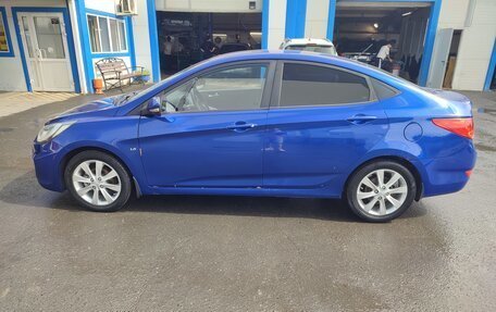 Hyundai Solaris II рестайлинг, 2012 год, 680 000 рублей, 4 фотография