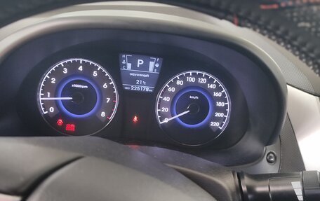 Hyundai Solaris II рестайлинг, 2012 год, 680 000 рублей, 7 фотография