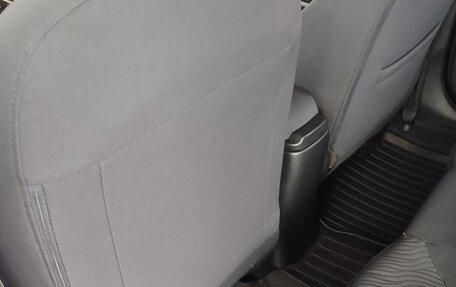 Hyundai Solaris II рестайлинг, 2012 год, 680 000 рублей, 15 фотография
