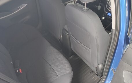 Hyundai Solaris II рестайлинг, 2012 год, 680 000 рублей, 16 фотография