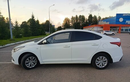 Hyundai Solaris II рестайлинг, 2017 год, 1 250 000 рублей, 5 фотография