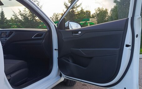 Hyundai Solaris II рестайлинг, 2017 год, 1 250 000 рублей, 16 фотография