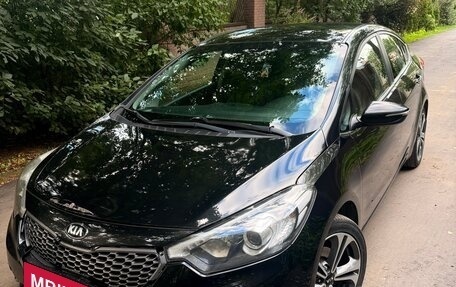 KIA Cerato III, 2016 год, 900 000 рублей, 2 фотография