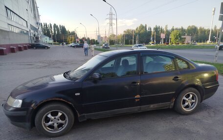 Volkswagen Passat B5+ рестайлинг, 1997 год, 220 000 рублей, 2 фотография