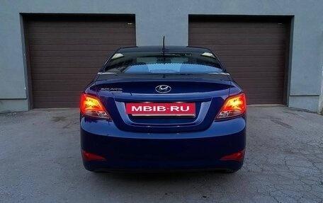 Hyundai Solaris II рестайлинг, 2016 год, 1 235 000 рублей, 4 фотография