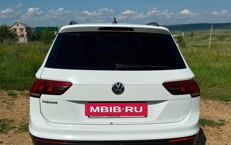 Volkswagen Tiguan II, 2020 год, 2 000 000 рублей, 3 фотография