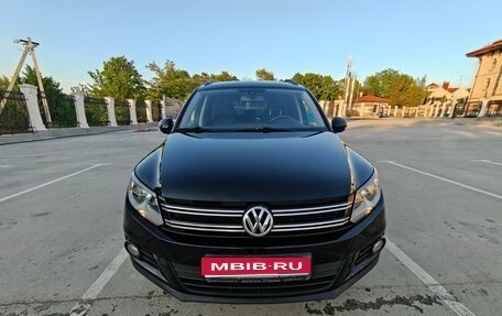 Volkswagen Tiguan I, 2016 год, 1 700 000 рублей, 1 фотография