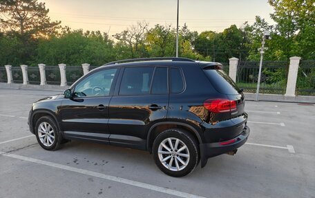 Volkswagen Tiguan I, 2016 год, 1 700 000 рублей, 4 фотография