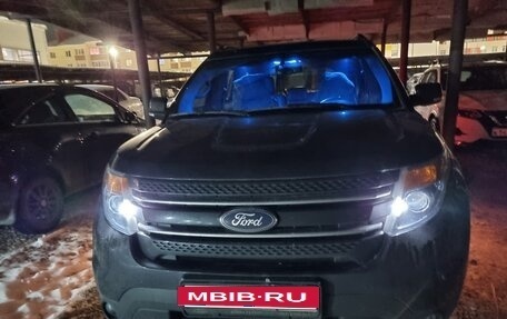 Ford Explorer VI, 2013 год, 2 500 000 рублей, 5 фотография