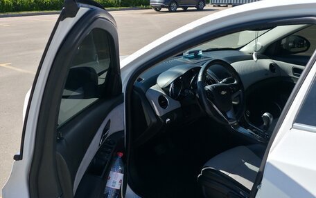 Chevrolet Cruze II, 2014 год, 1 000 000 рублей, 7 фотография