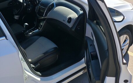 Chevrolet Cruze II, 2014 год, 1 000 000 рублей, 14 фотография