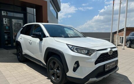 Toyota RAV4, 2022 год, 3 000 000 рублей, 3 фотография