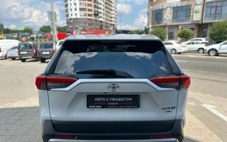 Toyota RAV4, 2022 год, 3 000 000 рублей, 6 фотография