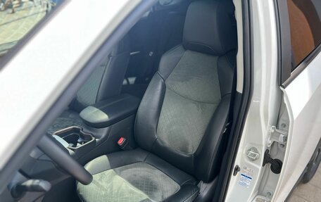Toyota RAV4, 2022 год, 3 000 000 рублей, 16 фотография