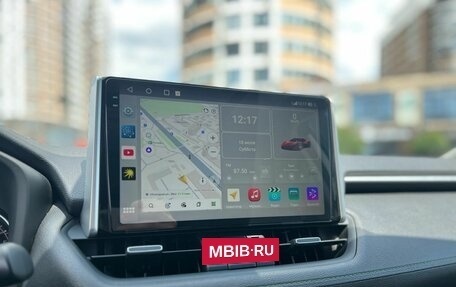 Toyota RAV4, 2022 год, 3 000 000 рублей, 12 фотография