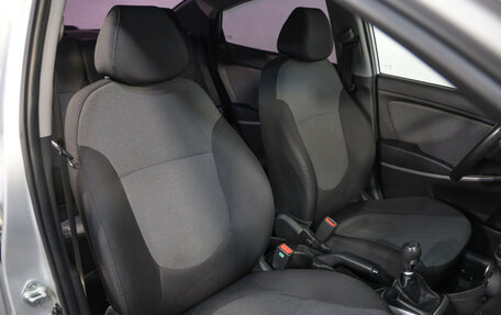 Hyundai Solaris II рестайлинг, 2013 год, 649 000 рублей, 17 фотография
