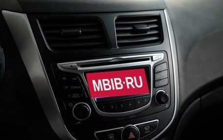 Hyundai Solaris II рестайлинг, 2013 год, 649 000 рублей, 13 фотография
