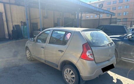 Renault Sandero I, 2010 год, 250 000 рублей, 4 фотография