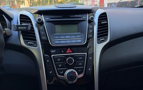 Hyundai i30 II рестайлинг, 2012 год, 930 000 рублей, 12 фотография