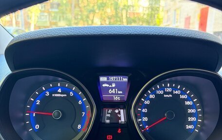 Hyundai i30 II рестайлинг, 2012 год, 930 000 рублей, 14 фотография