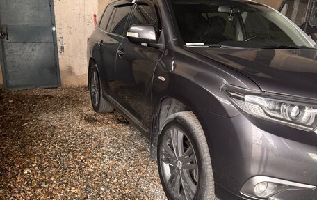 Toyota Highlander III, 2011 год, 2 200 000 рублей, 3 фотография