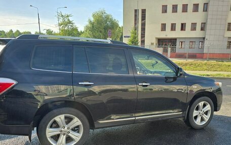 Toyota Highlander III, 2013 год, 4 фотография