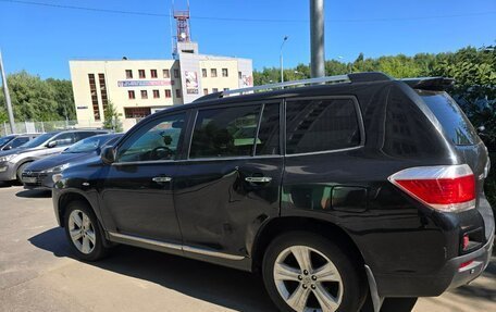 Toyota Highlander III, 2013 год, 2 фотография