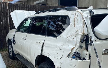 Toyota Land Cruiser Prado 150 рестайлинг 2, 2018 год, 2 500 000 рублей, 10 фотография
