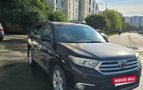 Toyota Highlander III, 2013 год, 10 фотография