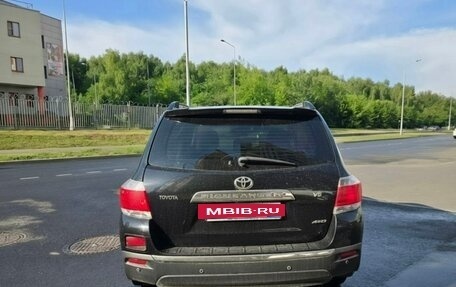 Toyota Highlander III, 2013 год, 6 фотография